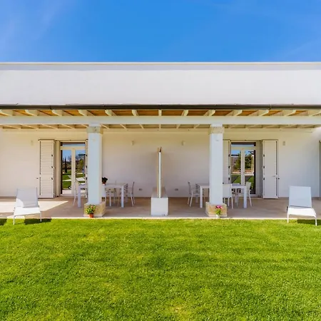 Dimora Fraschi 4* Казарано