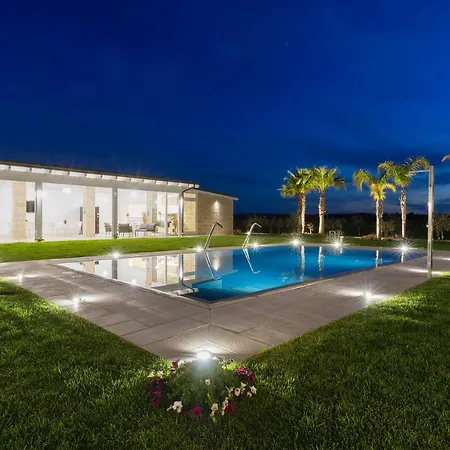 Apart Otel Dimora Fraschi 4*